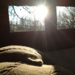 Soleil par la fenêtre au réveil