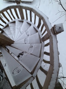 Traces de pas dans la neige